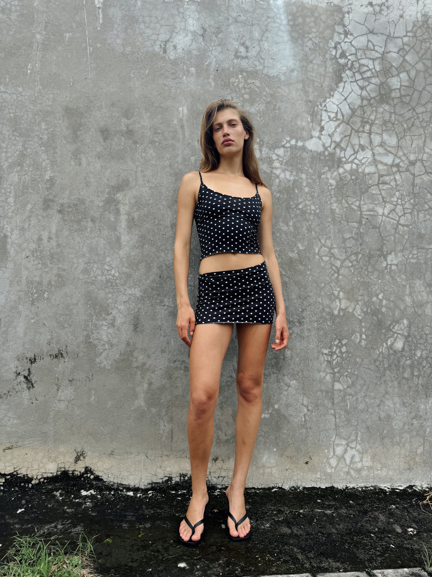 “Sore” raw edges tank top (polka dot)