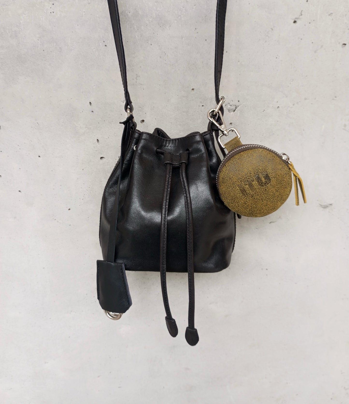 Vintage olive