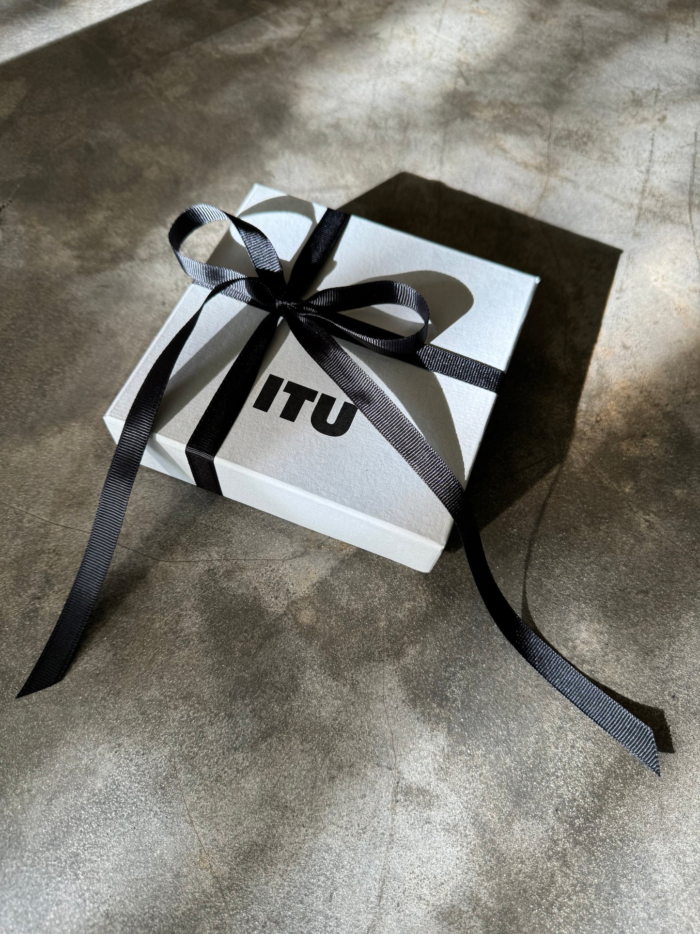 “Okla-mini” leather bucket bag - BURO