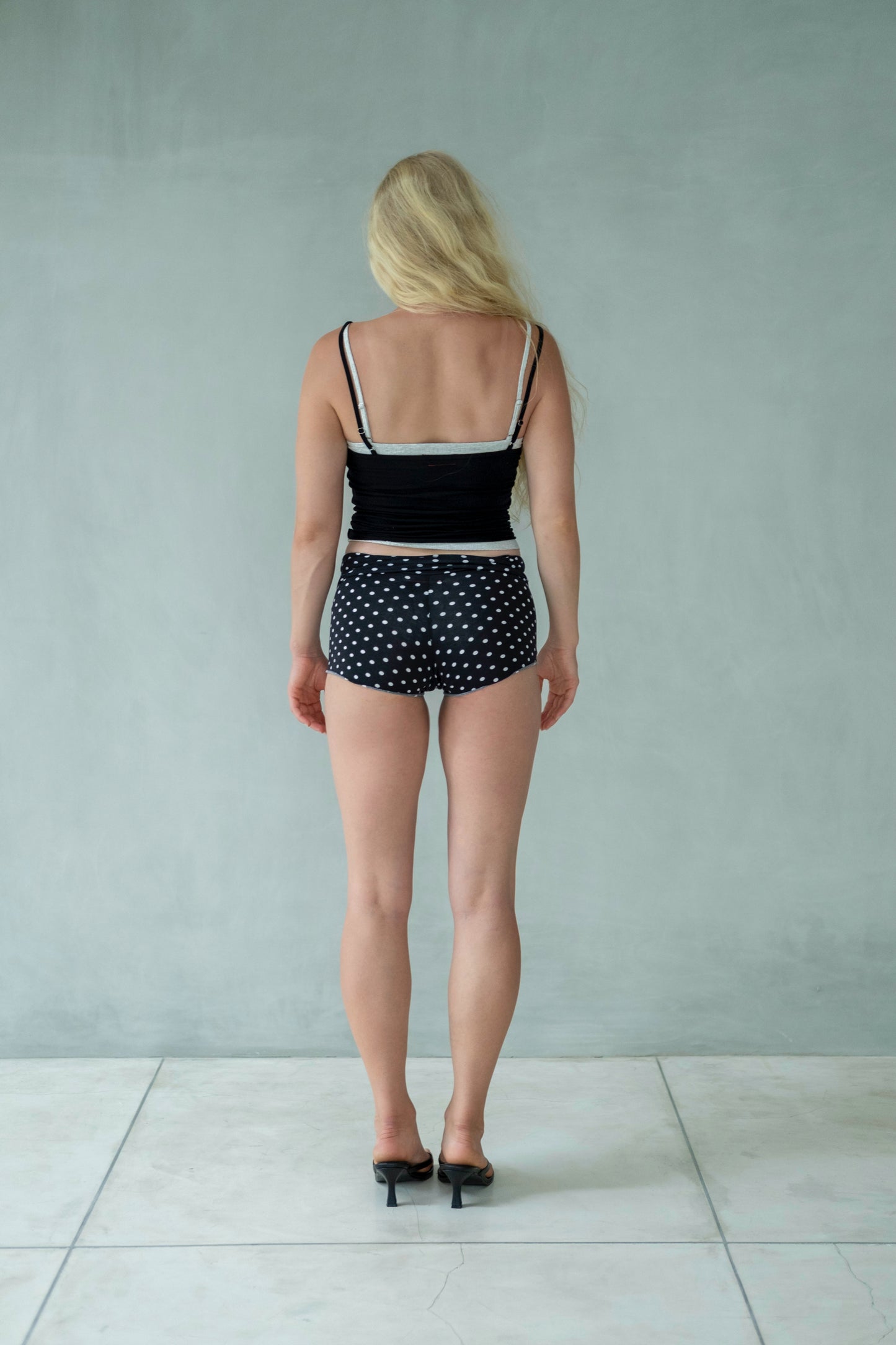 “Vega” raw edges mini shorts (blk polka dot )