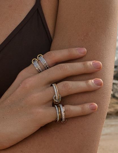 Serpent ring  Mixed mertals and Cubic Zirconia
