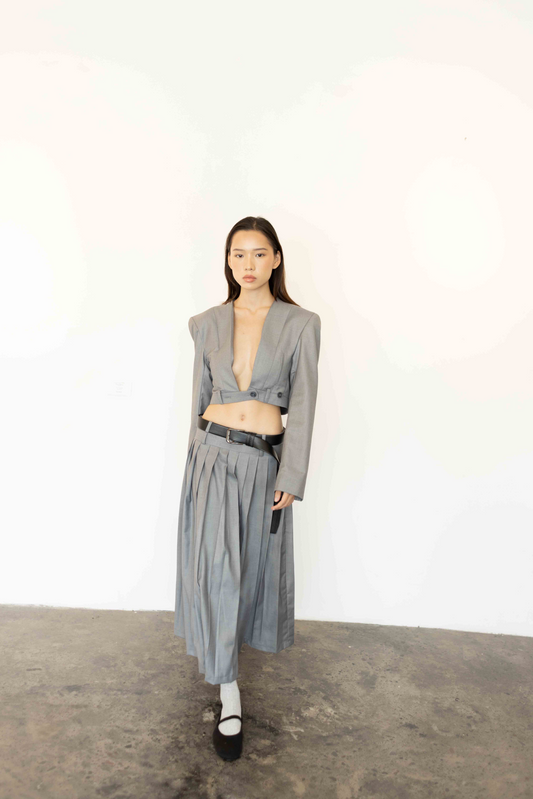 Long grey pleated skirt