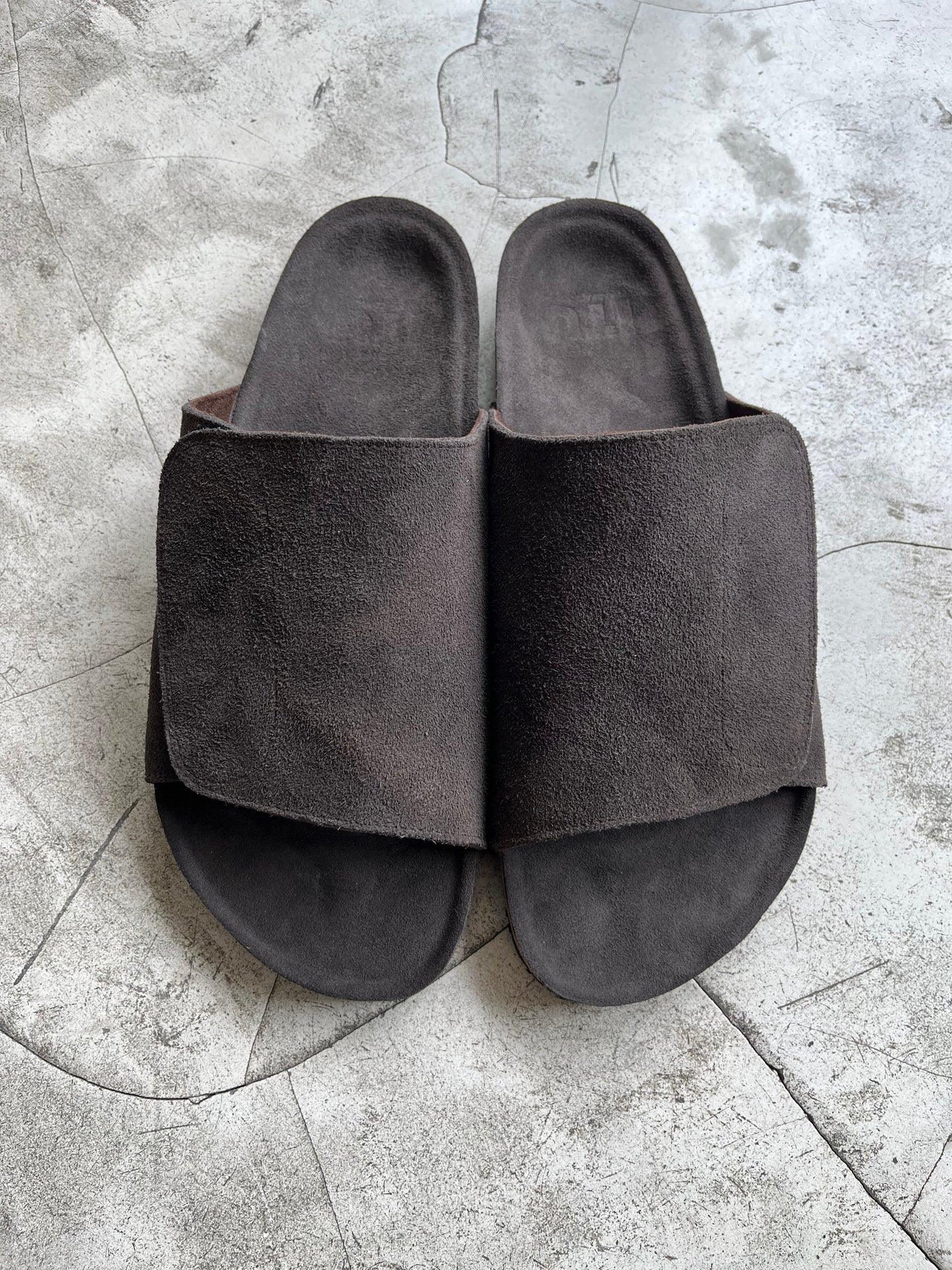 Unisex “Keno” suede sandals