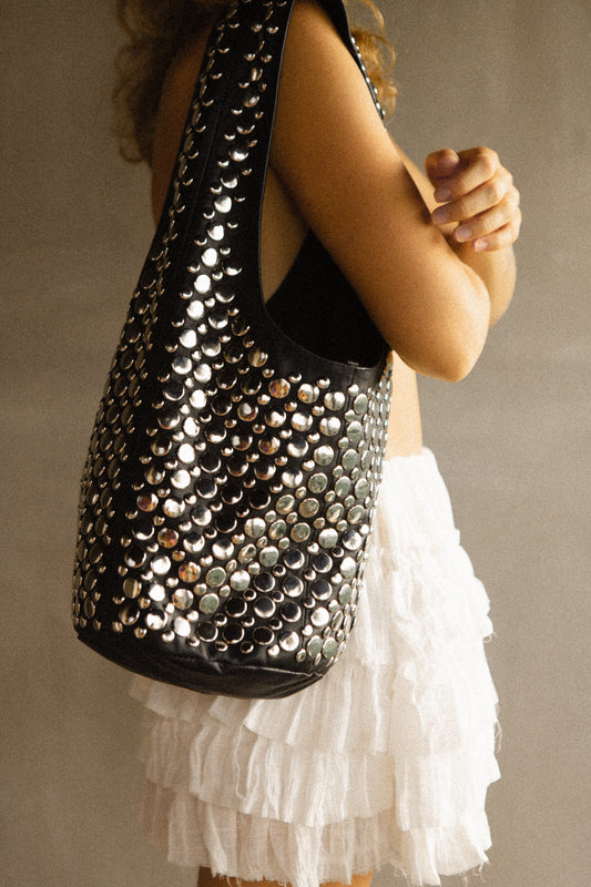 Studded leather bag / Black - BURO