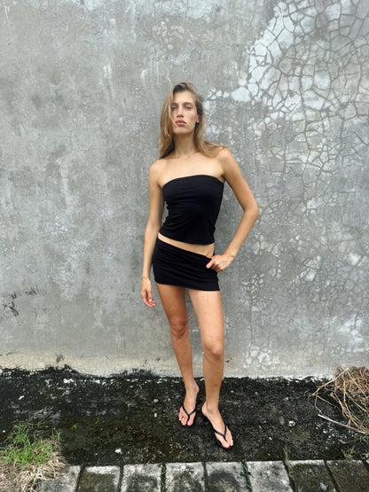 “Frey” raw edges mini skirt (blk)