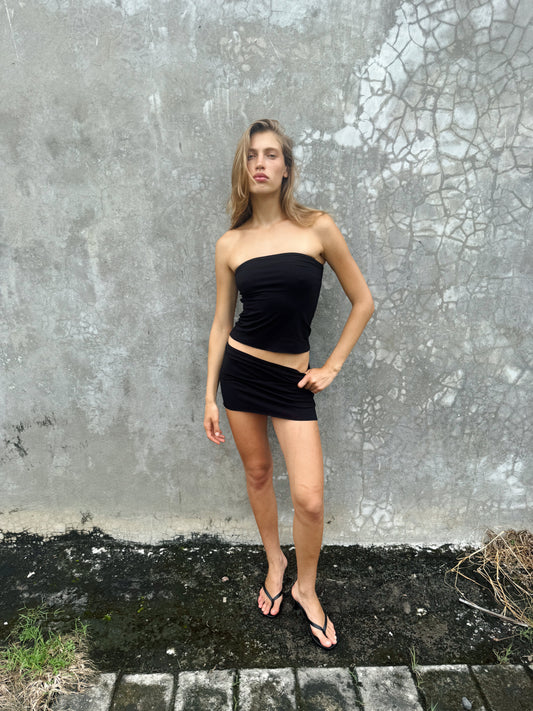 “Frey” raw edges mini skirt (blk)