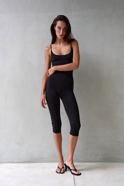 “Luta” raw edges capri bodysuit