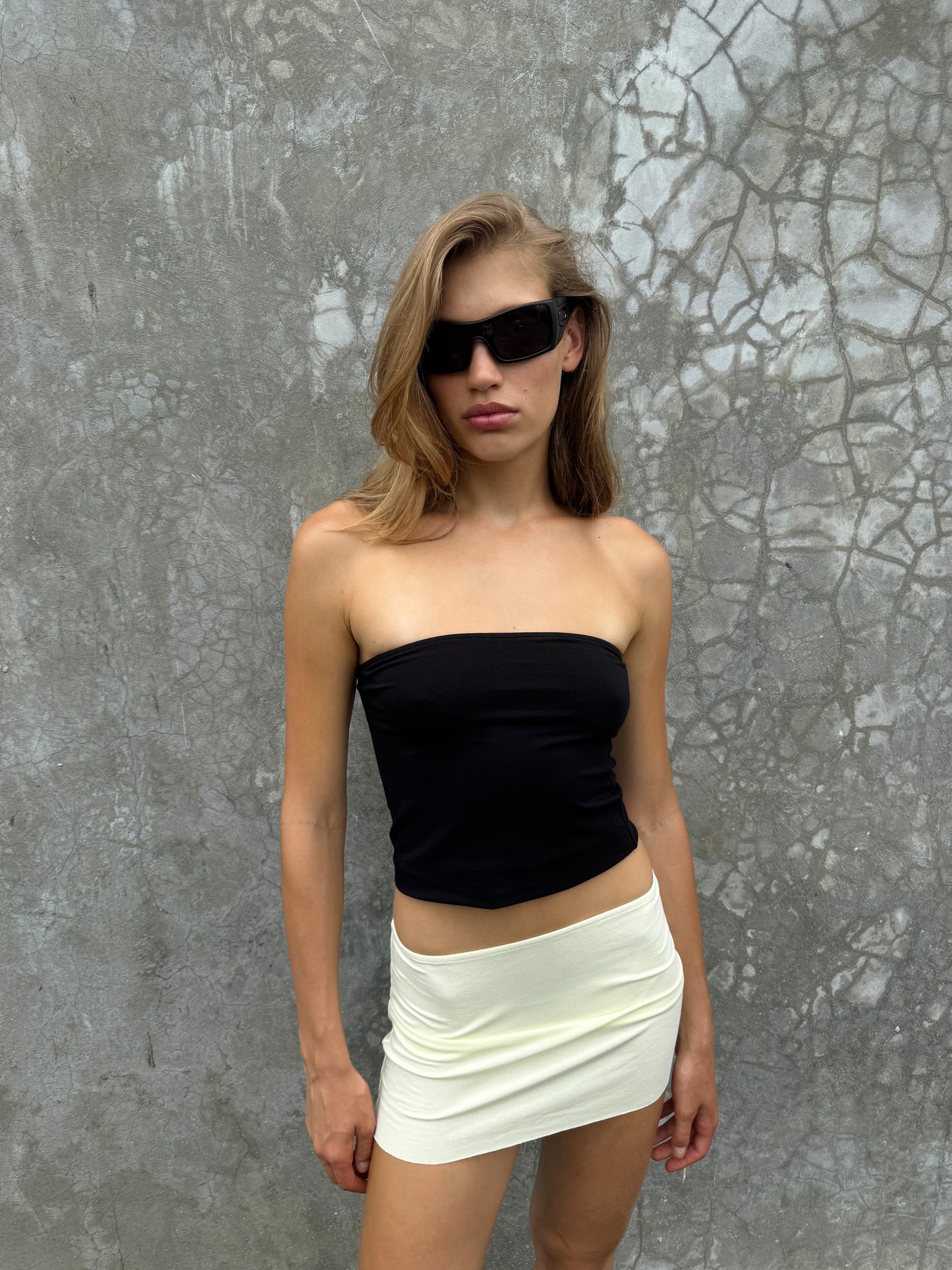 “Frey” raw edges mini skirt (lemon)