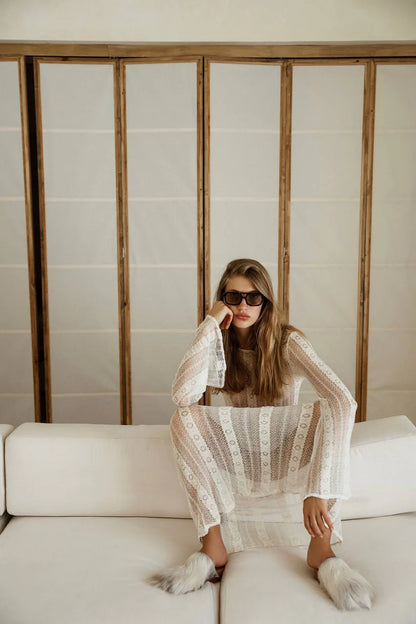 Naked lace dress in cream